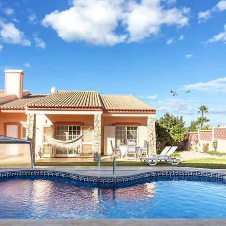 Casa Cor De Rosa Villa